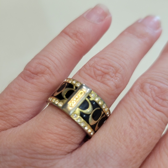 Coach Ring - Picture 2 of 3